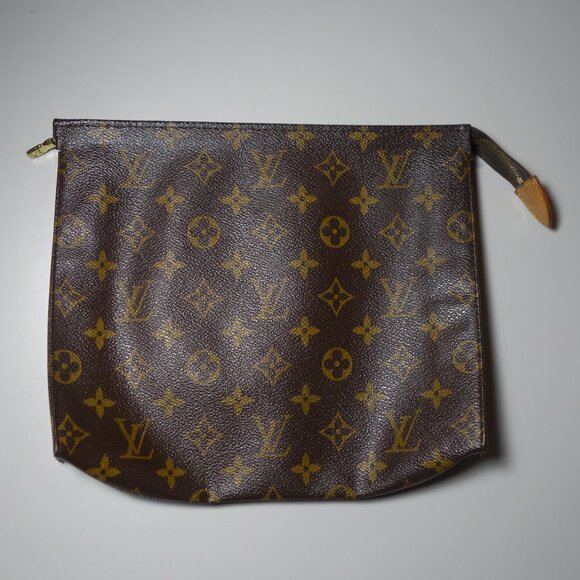 Vtg Louis Vuitton Monogram Posh Toilette 26 Cosmetic Pouch, Size 9 in x 9.5 in - Picture 1 of 16